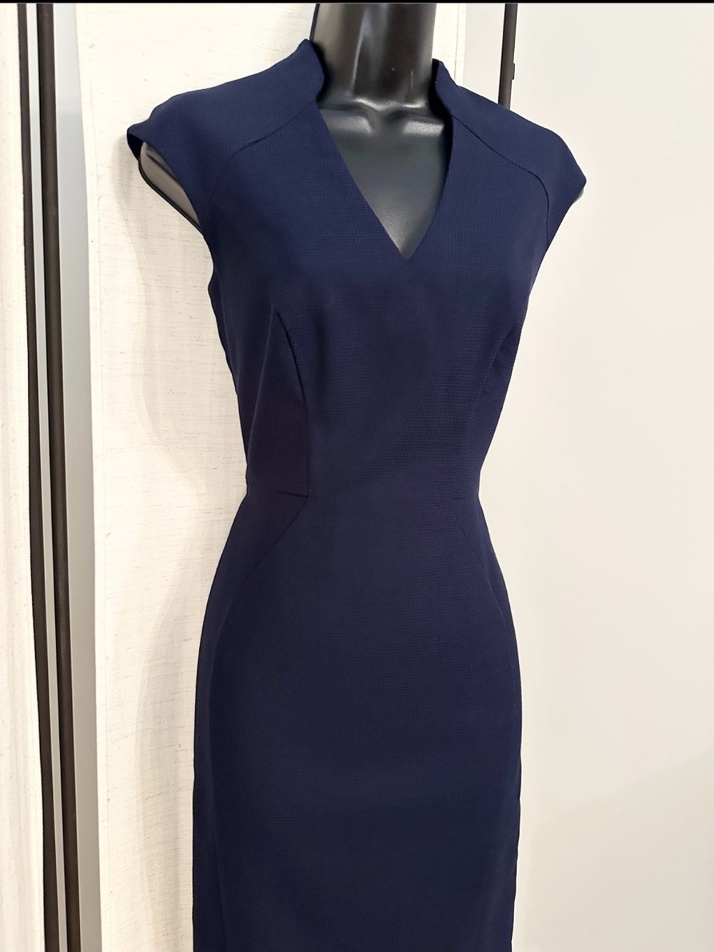 Reiss Navy Blue Tailored Sleeveless V-Neck Collar Knee Length Career Dress 2